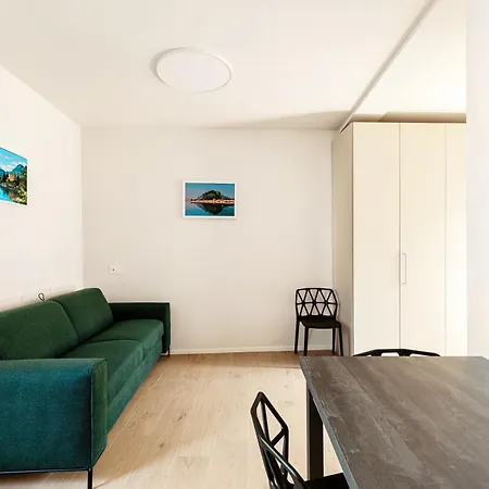 아파트 Lago Suites *